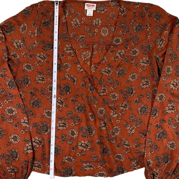 Mossimo size large rust/burnt orange floral Vneck long sleeve silky shirt - Picture 9 of 11